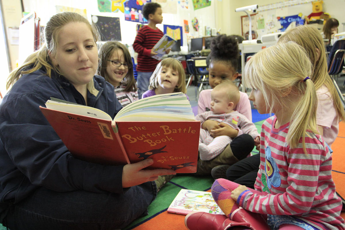 Parent's guide to reading stories with children