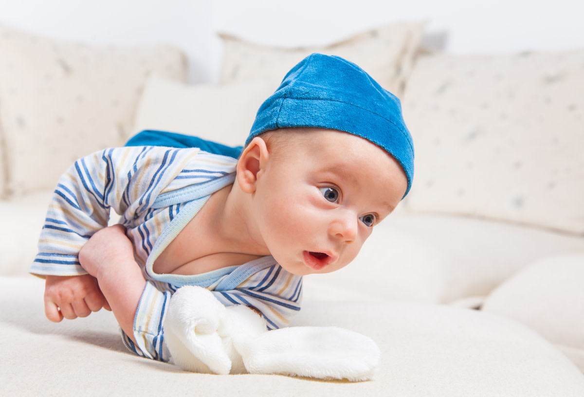 Pediatric occupational therapist shares tricks to help babies roll over